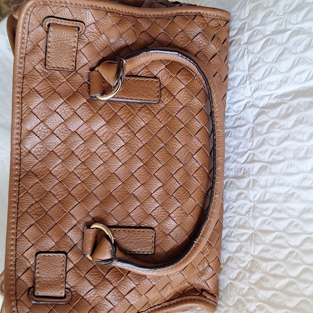Michael Kors Leather Large Woven Tote Bag - Picture 2 of 8